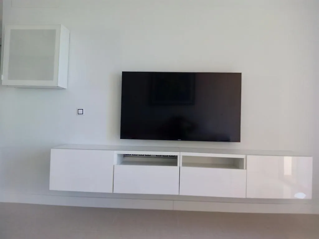 Ocean Front Apartment Tetir