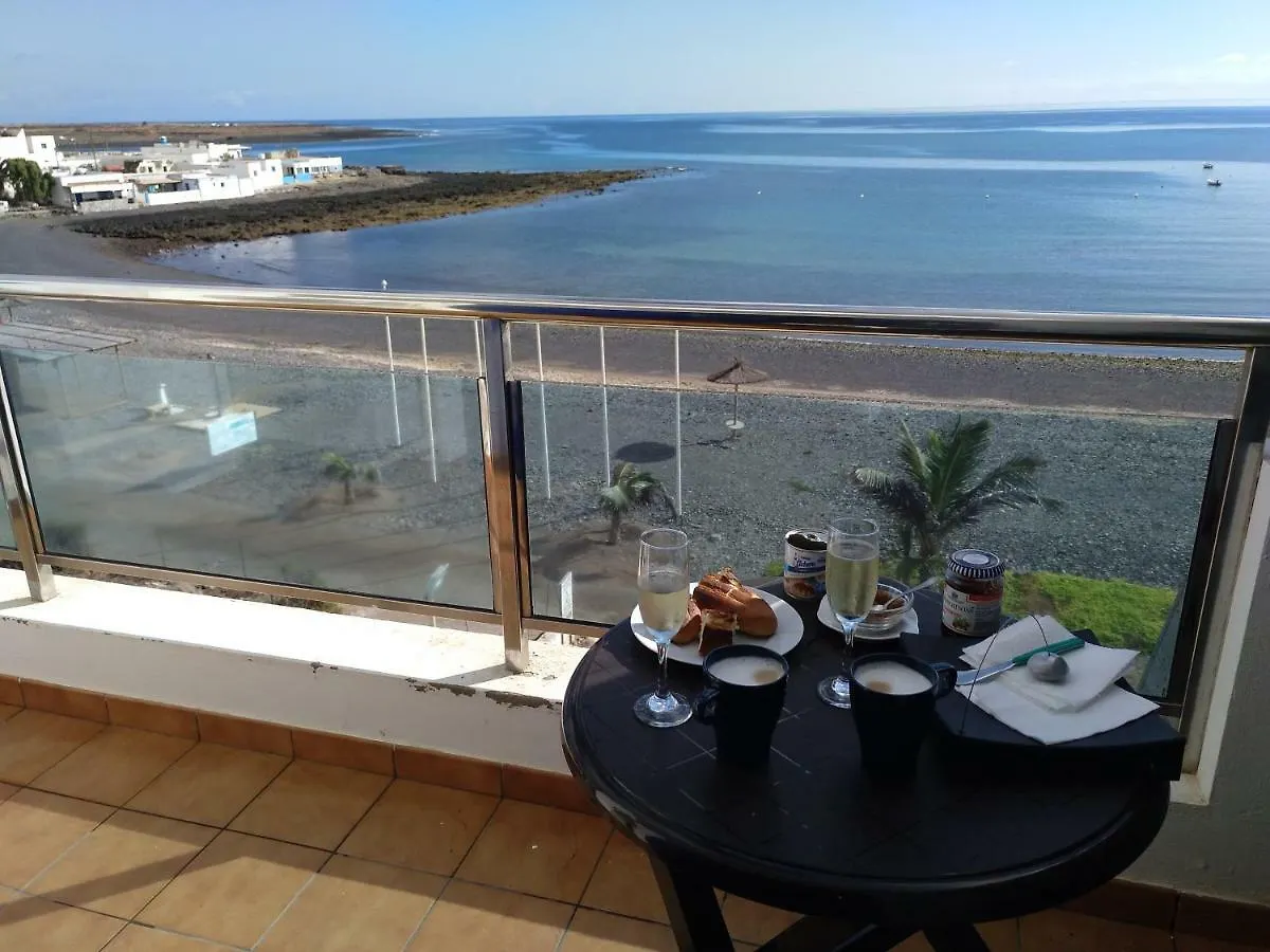 Ocean Front Apartment Tetir